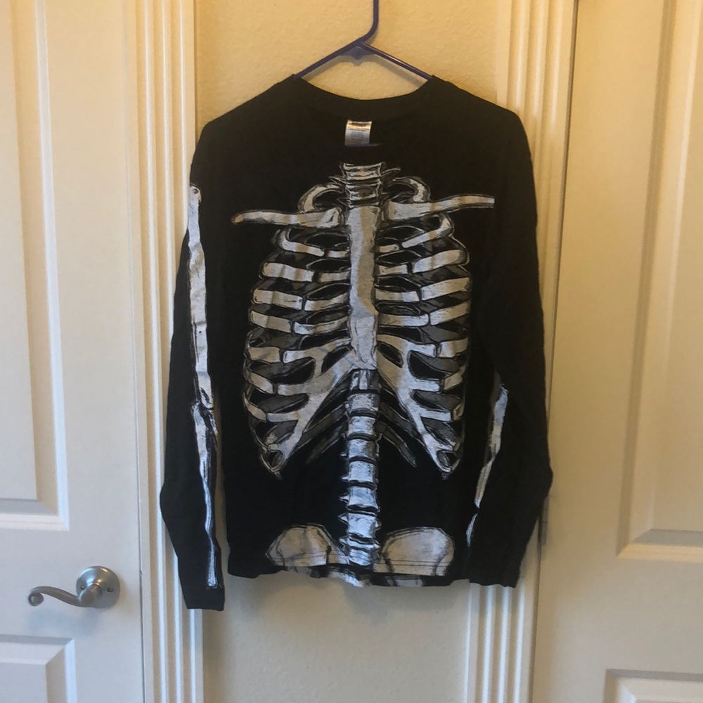 Black Skeleton Long Sleeve Shirt with gloves added